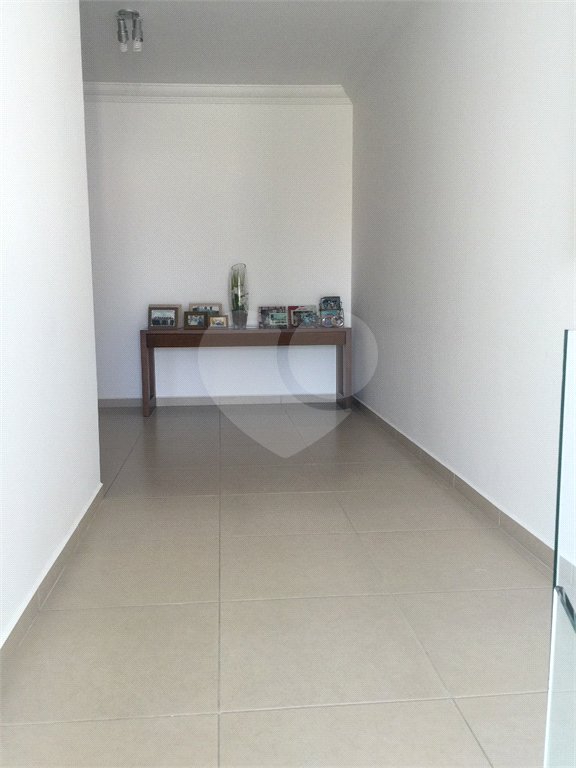 Casa à venda com 3 suítes no condomínio Lago da Serra, Araçoiaba da Serra - SP