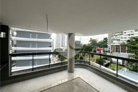 Apartamento à venda com 3 quartos, sendo 2 suítes, em Butantã, São Paulo, SP