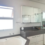 Casa à venda com 4 suítes no condomínio Residencial Jabuticabeiras, São Paulo - SP