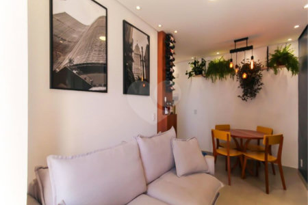 Apartamento à venda com 2 quartos em Mooca, São Paulo, SP
