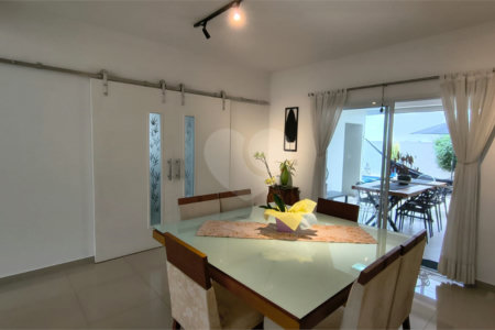 Casa à venda com 3 suítes no condomínio Reserva da Mata, Vinhedo - SP