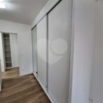 Apartamento à venda com 3 suítes em Vila Anastácio, São Paulo, SP