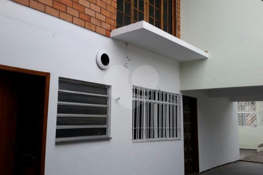 Sobrado à venda com 4 quartos em Vila Guilherme, São Paulo, SP