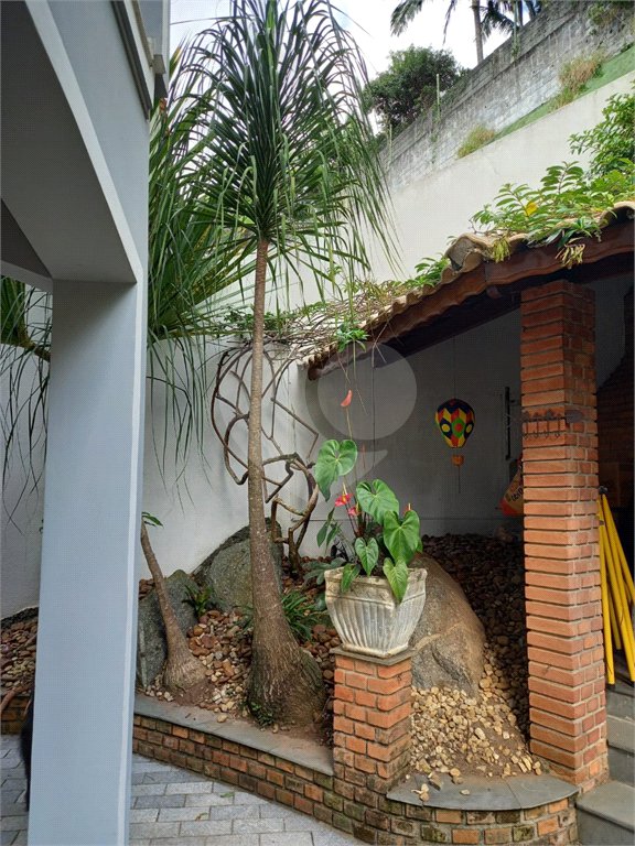 Casa à venda com 4 suítes no condomínio Bibi II, São Paulo - SP