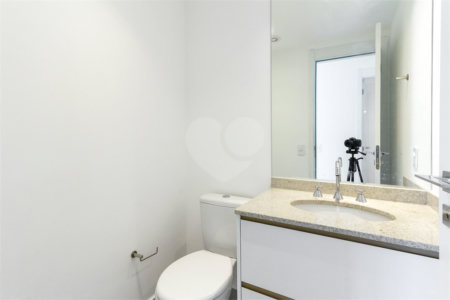 Apartamento à venda com 2 suítes em Pinheiros, São Paulo, SP