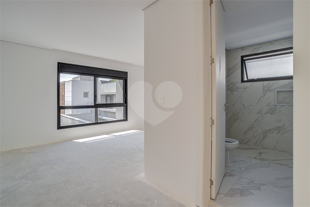 Casa à venda com 4 suítes no condomínio Hípica Max Garden, São Paulo - SP