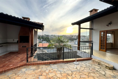 Casa à venda ou para alugar com 3 quartos, sendo 1 suíte, em Jardim Paulista, Atibaia, SP