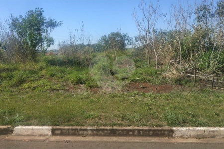 Terreno à venda com 1 suíte no condomínio Reserva Laranjeiras, Campinas - SP