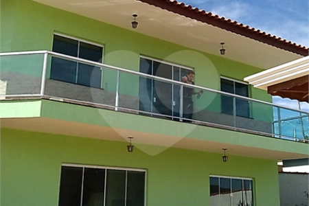 Chácara à venda com 3 quartos, sendo 2 suítes,  em Chácaras Fernão Dias, Atibaia, SP