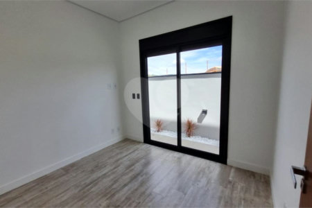 Casa à venda com 3 quartos, sendo 1 suíte, no condomínio Dolce Vita, Itatiba - SP