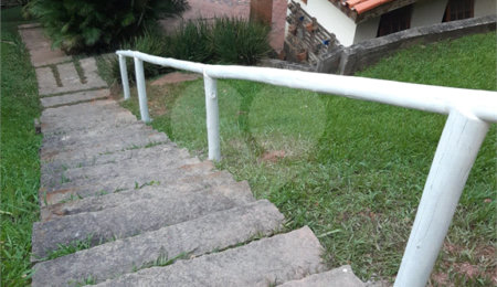 Casa à venda ou para alugar com 4 quartos, sendo 2 suítes,  em Serra da Cantareira, Mairiporã, SP