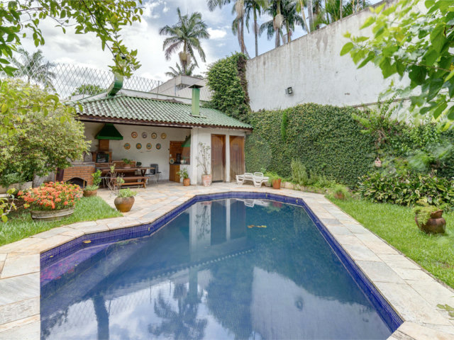 Sobrado à venda com 4 suítes em Alto da Boa Vista, São Paulo, SP
