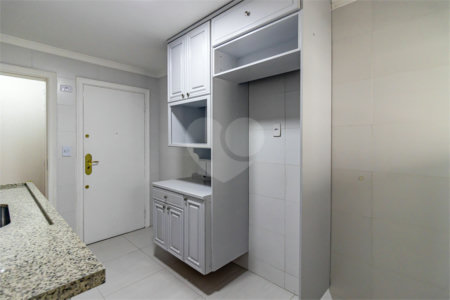 Apartamento à venda com 2 quartos em Indianópolis, São Paulo, SP