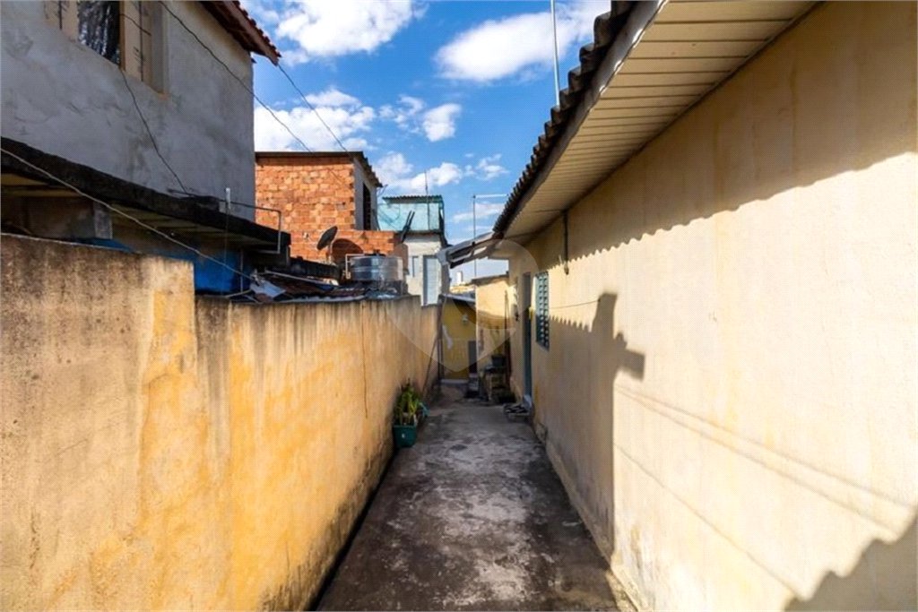 Casa à venda com 3 quartos em Parque Vitória, São Paulo, SP