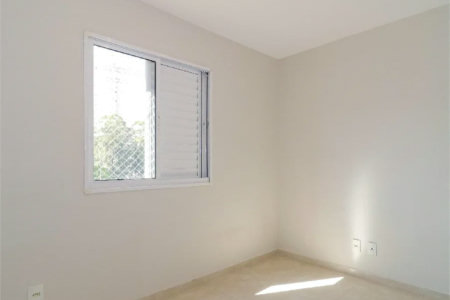 Apartamento à venda com 3 quartos, sendo 1 suíte, em Parque Reboucas, São Paulo, SP