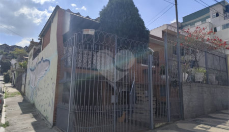 Sobrado à venda com 2 quartos em Vila Nivi, São Paulo, SP