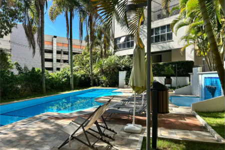 Apartamento à venda com 2 quartos, sendo 1 suíte,  em Vila Andrade, São Paulo, SP