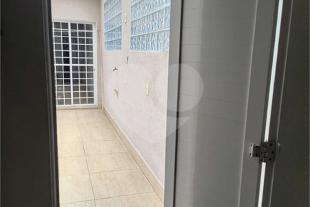 Sobrado à venda com 3 quartos, sendo 1 suíte,  em Rudge Ramos, São Bernardo do Campo, SP