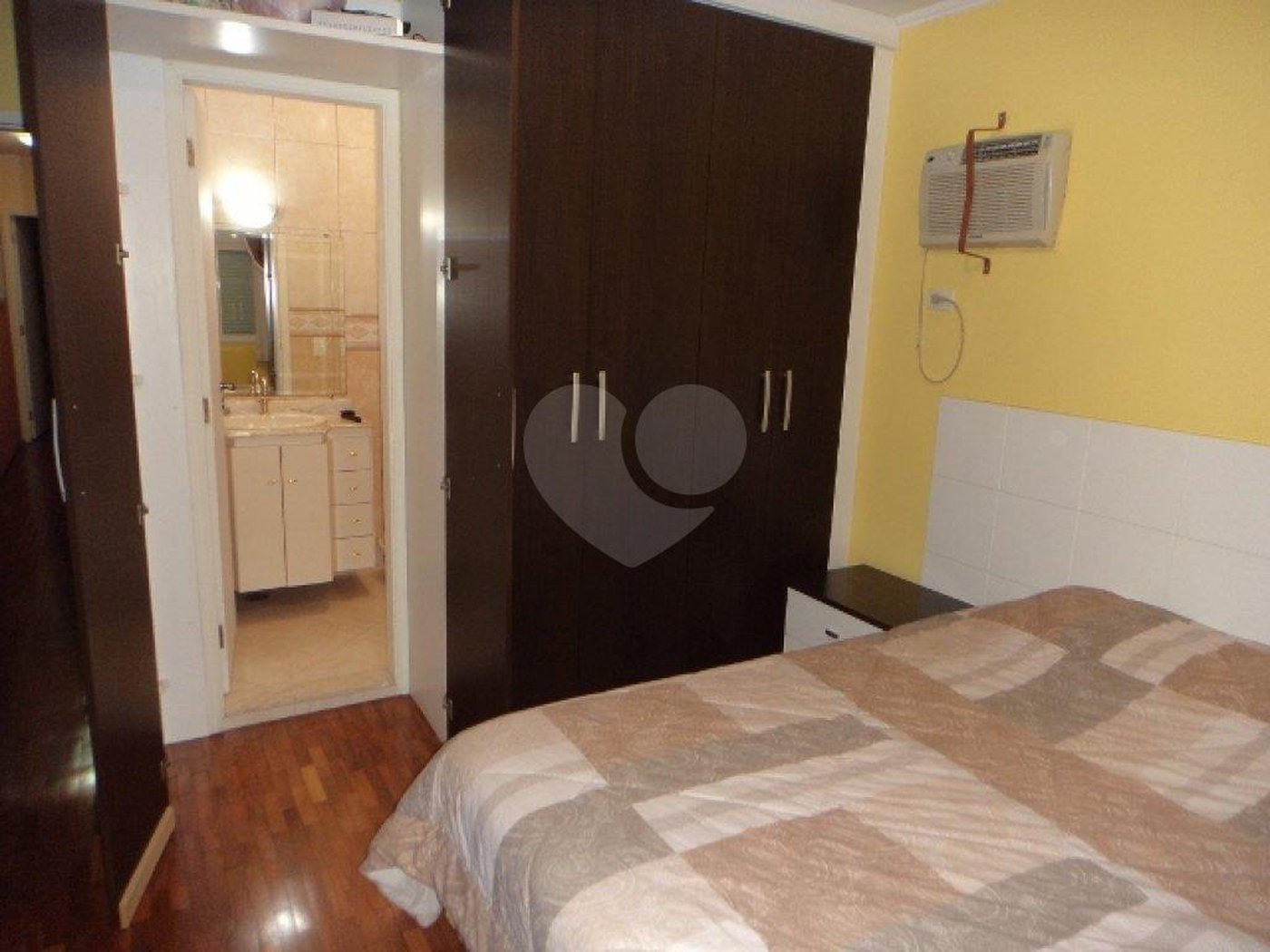 Sobrado à venda com 3 quartos, sendo 1 suíte, em Vila Guilherme, São Paulo, SP