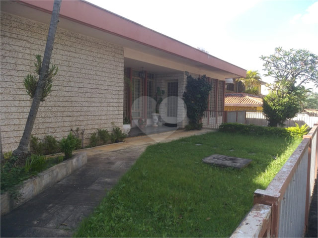 Casa à venda com 4 quartos, sendo 1 suíte,  em Vila Galvão, Guarulhos, SP