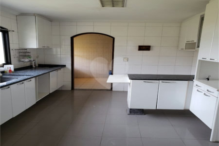 Sobrado à venda com 3 quartos, sendo 1 suíte, em Vila Maria Alta, São Paulo, SP