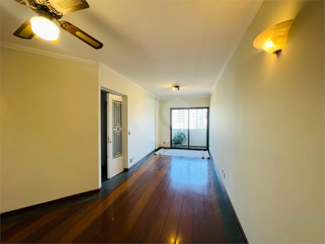 Apartamento à venda com 3 quartos, sendo 1 suíte,  em Alto da Boa Vista, São Paulo, SP