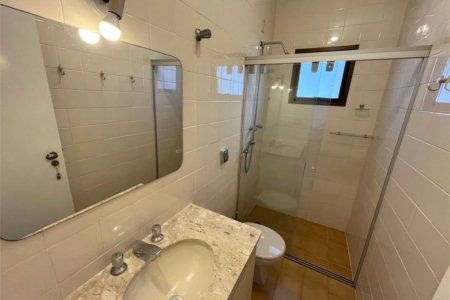 Apartamento com 4 dormitórios à venda, 259 m² por R$ 900.000,00 - Jardim Três Marias - Guarujá/SP