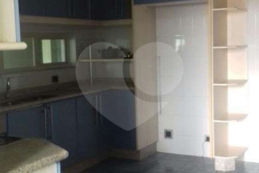 Sobrado à venda com 3 quartos, sendo 1 suíte,  em Vila Pereira Barreto, São Paulo, SP