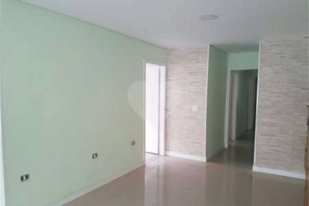 Casa à venda com 4 quartos, sendo 3 suítes, em Vila Brasilina, São Paulo, SP