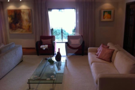 Apartamento à venda com 4 suítes em Real Parque, São Paulo, SP