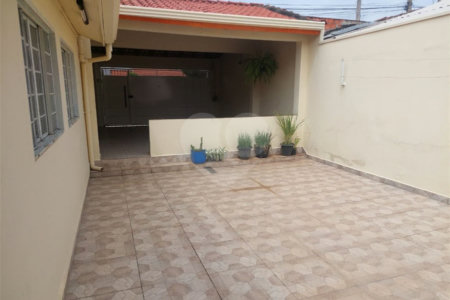 Casa de Vila à venda com 3 quartos em Jardim Santa Cruz, Salto, SP