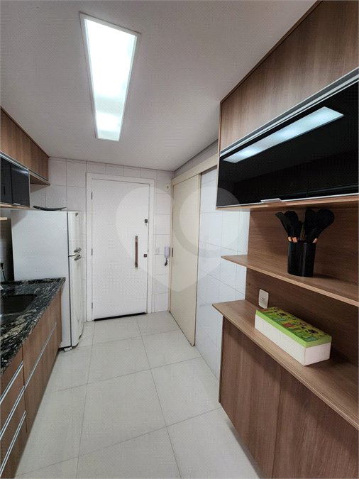 Apartamento à venda com 3 suítes em Vila Suzana, São Paulo, SP