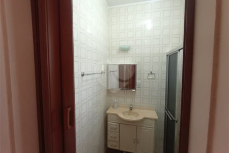 Chácara à venda com 6 quartos, sendo 1 suíte,  em Cercadinho, Alambari, SP