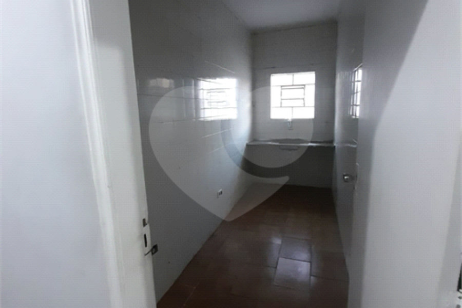Casa Térrea para alugar com 5 quartos em Campo Limpo, São Paulo, SP