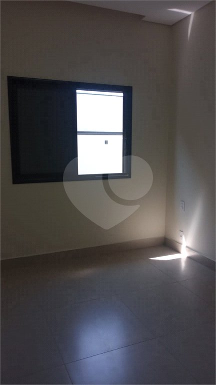 Casa à venda com 3 suítes no condomínio Jardim Residencial Dona Lucilla, Indaiatuba - SP