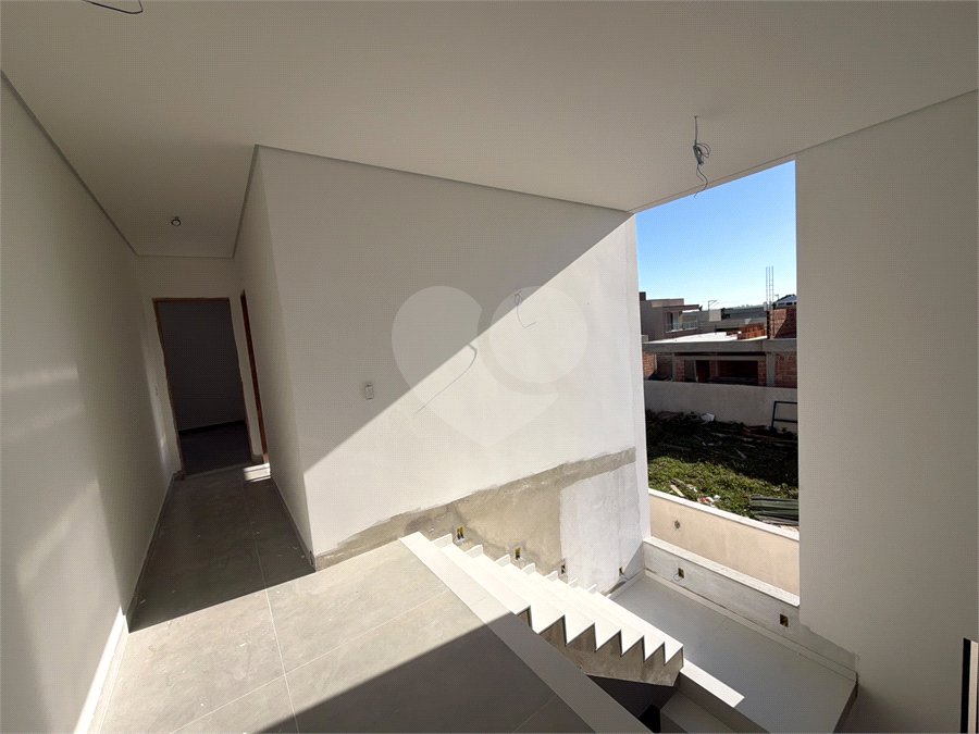 Casa em condomínio à venda com 4 quartos, sendo 3 suítes, em Ogiva, Cabo Frio, RJ