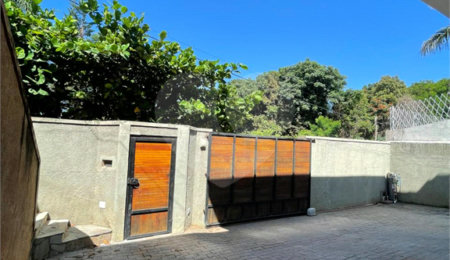 Casa à venda com 4 quartos, sendo 3 suítes,  em Cidade Satélite, Atibaia, SP