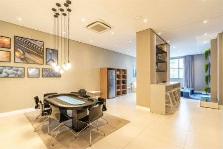 Apartamento à venda com 4 quartos, sendo 3 suítes, em Jardim das Acácias, São Paulo, SP