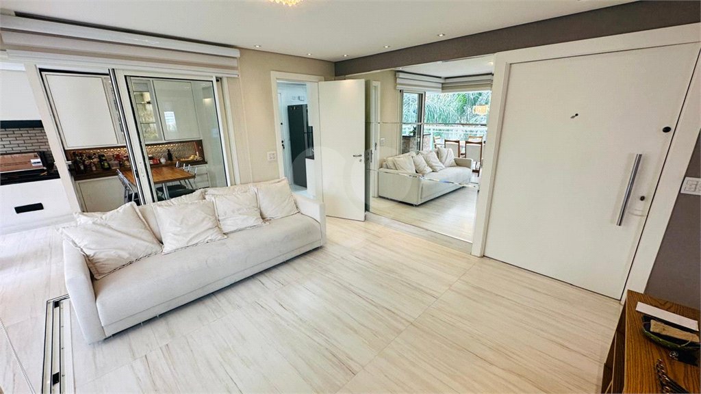 Apartamento à venda com 3 suítes em Vila Mariana, São Paulo, SP