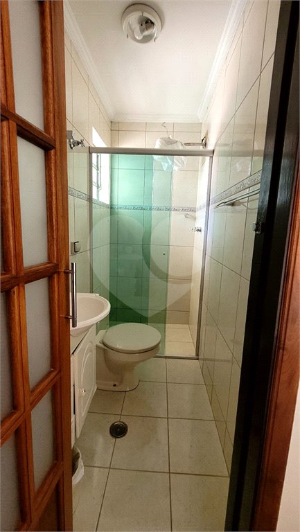 Sobrado à venda com 3 quartos, sendo 1 suíte, em Vila Gustavo, São Paulo, SP