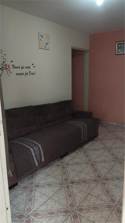 Casa à venda com 3 quartos, sendo 1 suíte, em Jardim Fraternidade, São Paulo, SP