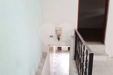 Sobrado à venda com 4 quartos em Parada Inglesa, São Paulo, SP