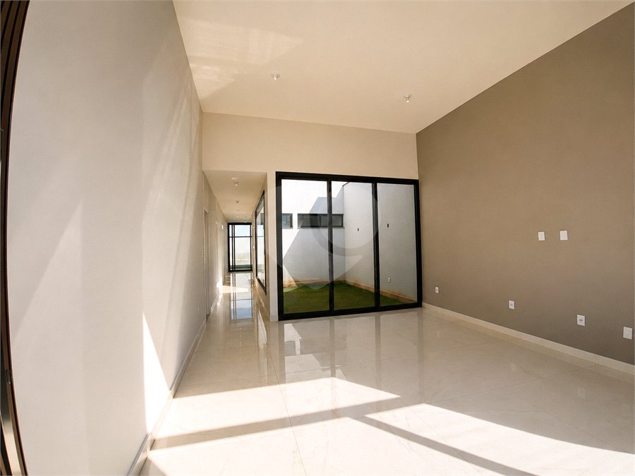 Casa à venda com 3 suítes no condomínio Campos do Conde I e II, Sorocaba - SP