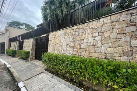 Sobrado à venda com 4 suítes em Jardim São Bento, São Paulo, SP