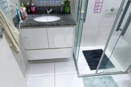 Apartamento à venda com 3 quartos, sendo 1 suíte,  em Jardim Vazani, São Paulo, SP