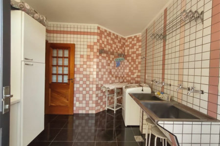 Casa à venda com 5 quartos, sendo 4 suítes, no condomínio Rancho Dirce, Sorocaba - SP
