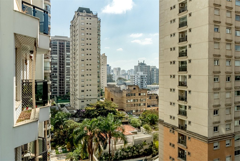 Apartamento à venda com 4 quartos, sendo 2 suítes, em Perdizes, São Paulo, SP