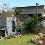 Casa à venda com 3 quartos, sendo 1 suíte, em Prinstrop, Gramado, RS