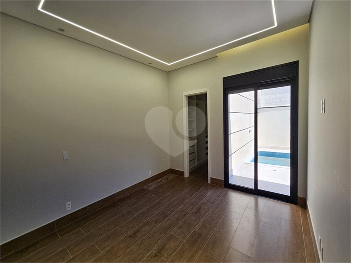 Casa à venda com 3 suítes no condomínio Residencial Milano, Indaiatuba - SP