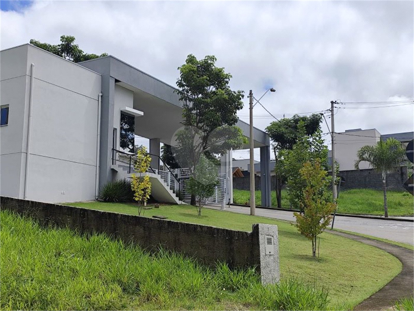Terreno à venda no condomínio Recanto das Palmas, Vinhedo - SP